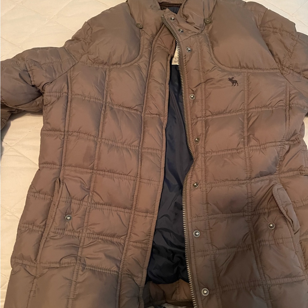 Women’s puffer jacket Abercrombie and fitch